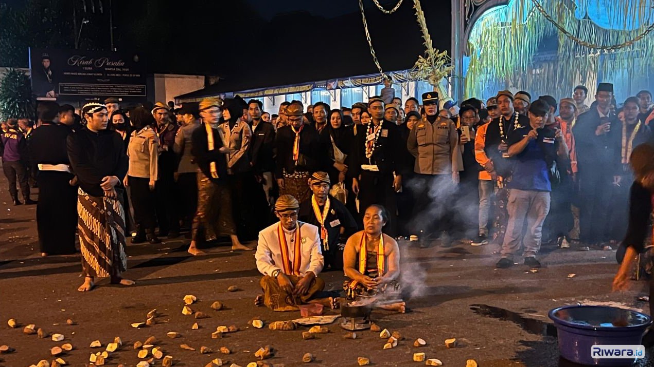 Kirab Malam 1 Suro Tahun Jawa 1959 Dal